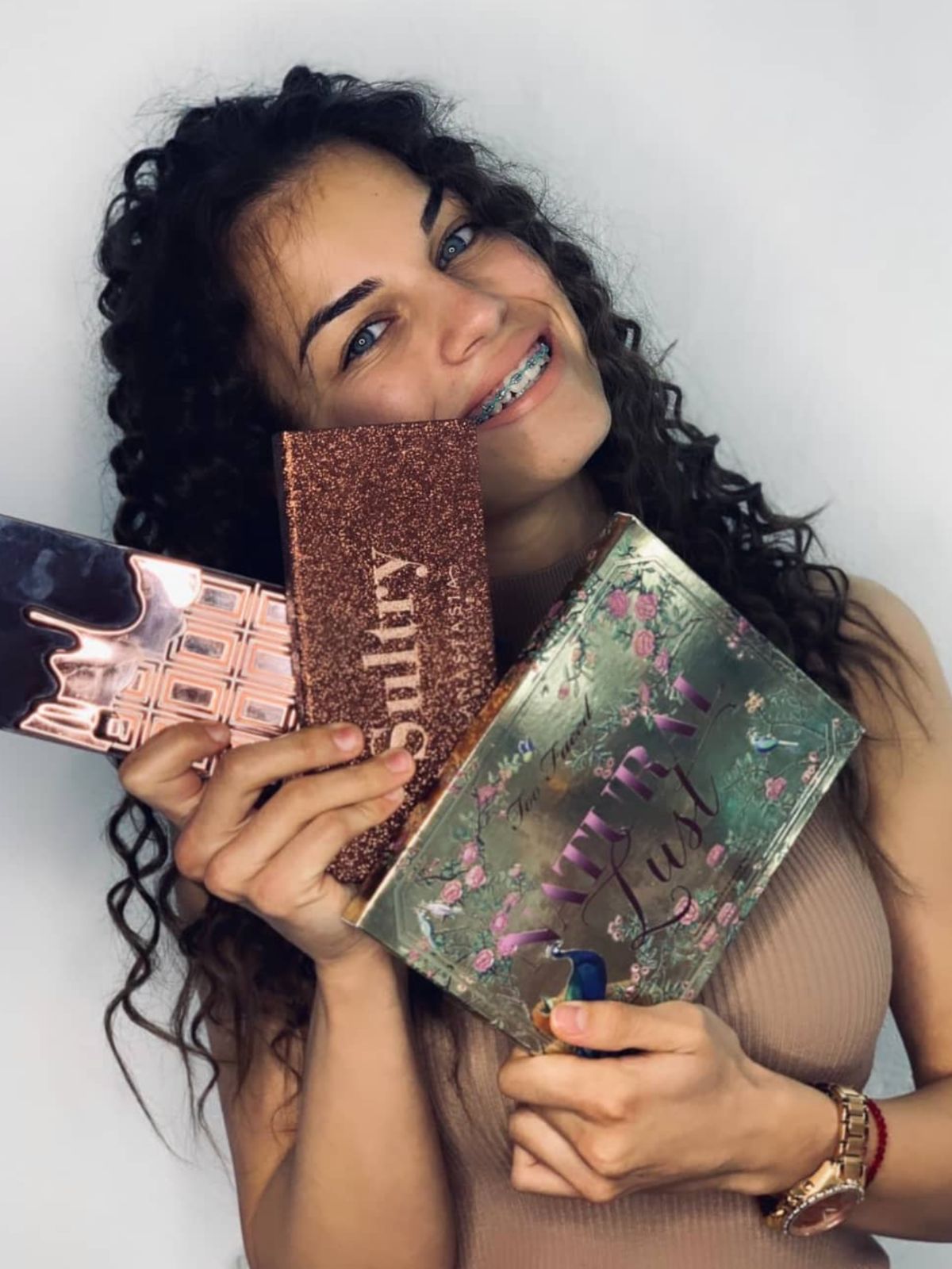 Emilija — Cosmetics bei UNQ99