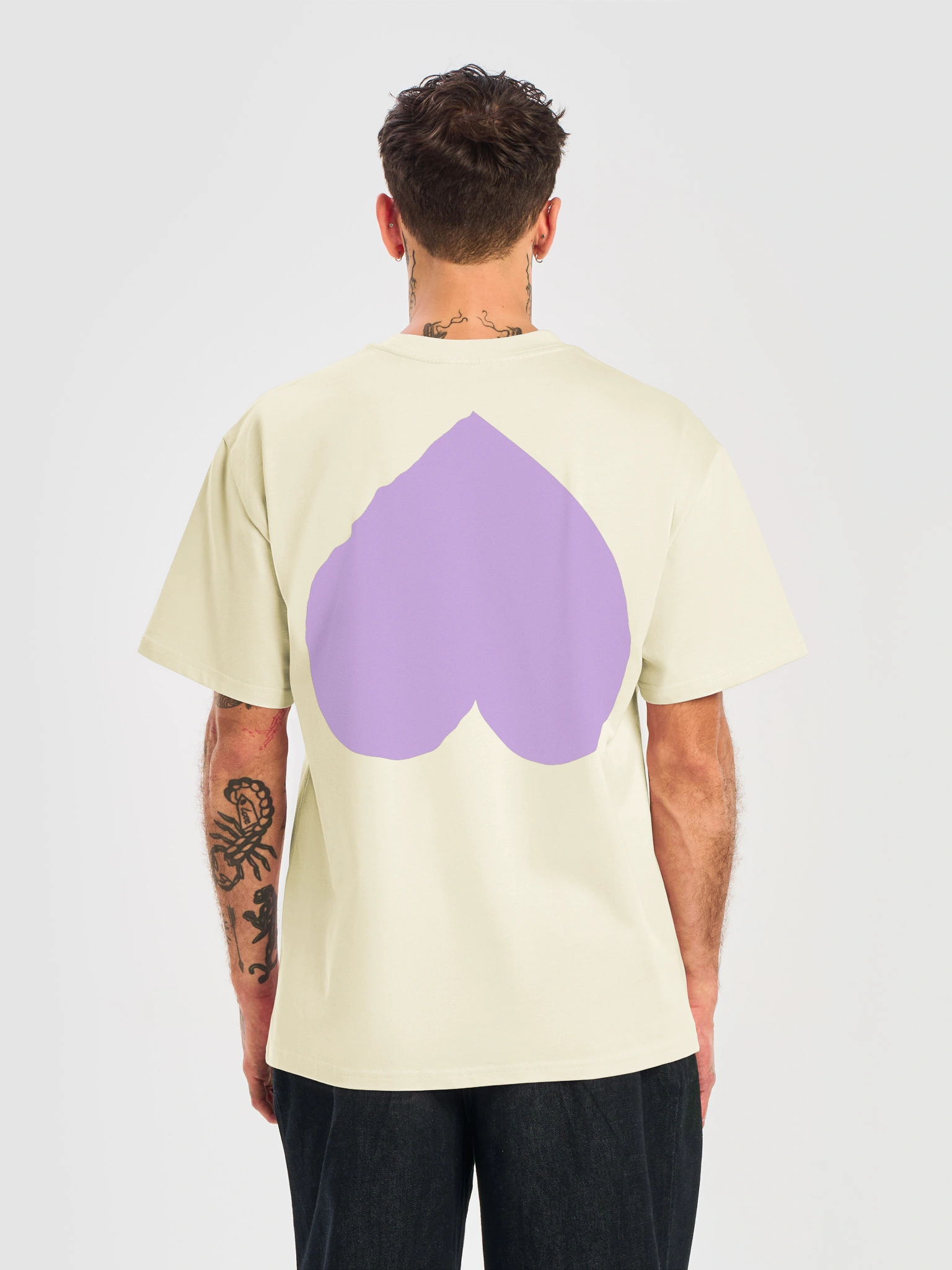 STAY UNIQUE Tee Creme — Back, Lilac Heart