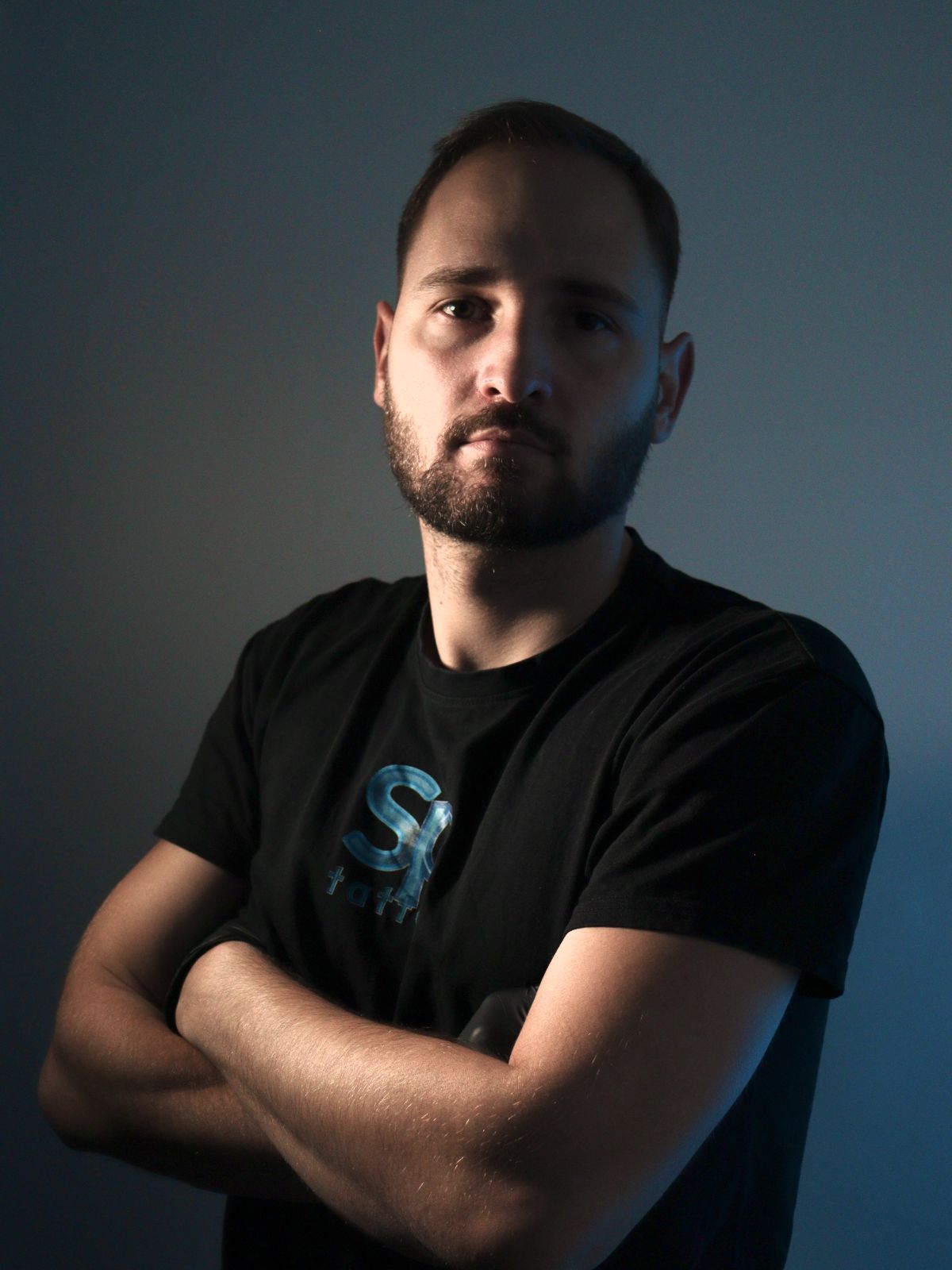 Stefan — Resident Artist bei UNQ99